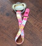 W KOTKI ZAWIESZKA DO SMOCZKA PRZYPINKA NA SMOCZEK TASIEMKA KLIPS DLA DZIEWCZYNKI - 3