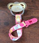 W KOTKI ZAWIESZKA DO SMOCZKA PRZYPINKA NA SMOCZEK TASIEMKA KLIPS DLA DZIEWCZYNKI - 2