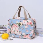BŁĘKITNA W KWIATY TORBA SPORTOWA KOSMETYCZKA DAMSKA DLA DZIEWCZYNKI PODRÓŻNA NA BASEN - 3